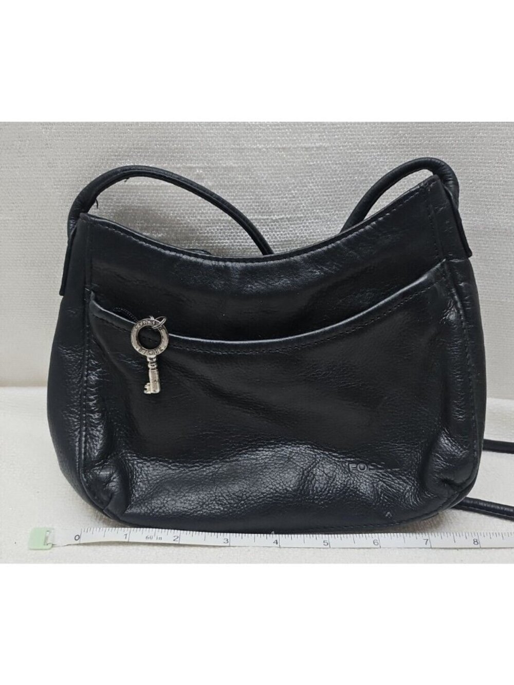 Vintage Fossil Black Leather Crossbody Bag Key Charm Y2K Minimalist - Picture 2 of 16